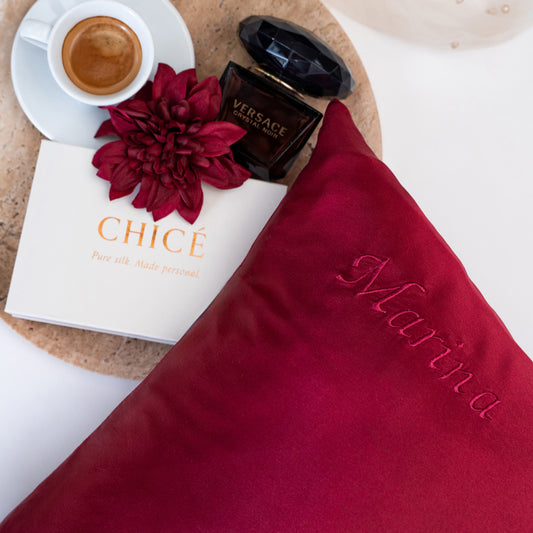 Solo Silk Pillowcase - Burgundy